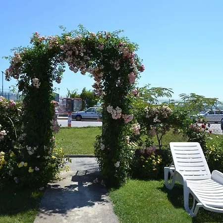 Guest house Galina Obzor