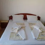 Galina 3*